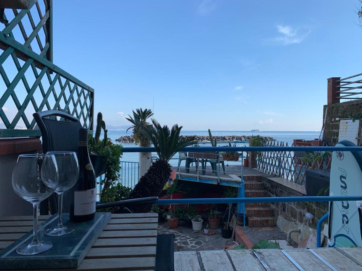 Marevestrum - Incantevole Casa Con Accesso Diretto In Spiaggia Bacoli Eksteriør bilde